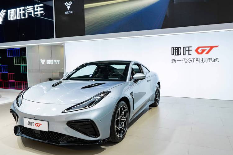 广州南沙区跃富贝企业管理咨询哪吒汽车在智能汽车领域的表现，领途汽车在新能源汽车市场中的影响力